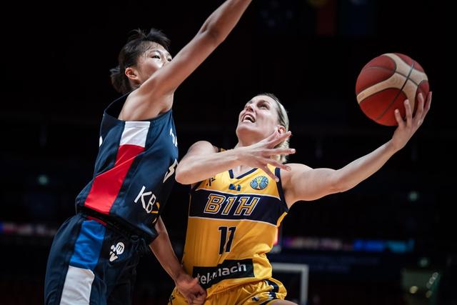 关于加拿大女篮巨星砍下两双，带队取得惊险胜利的信息