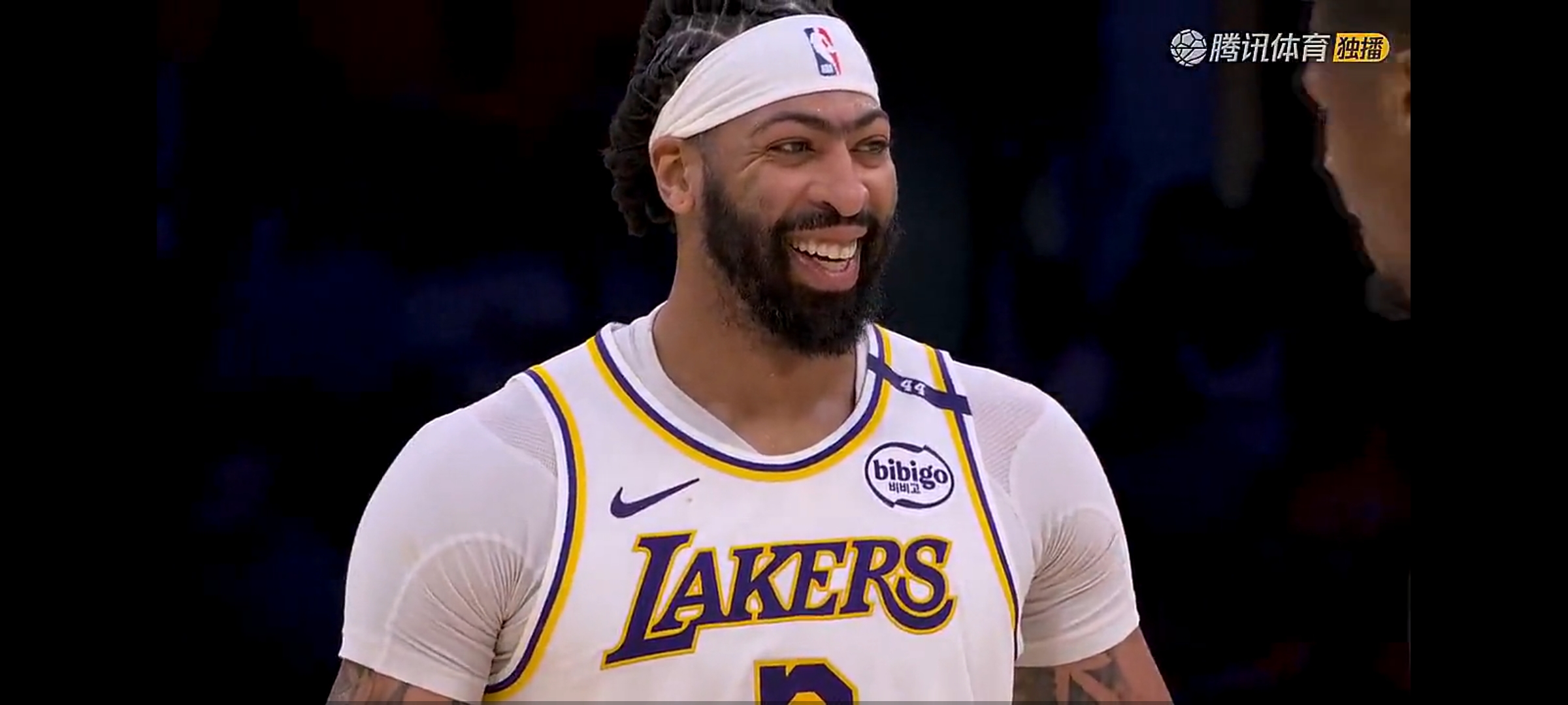 包含灰熊新秀受伤，将休息一段时间的词条