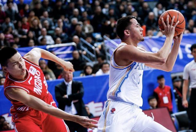 包含福建队在主场失利，球队战绩下滑的词条