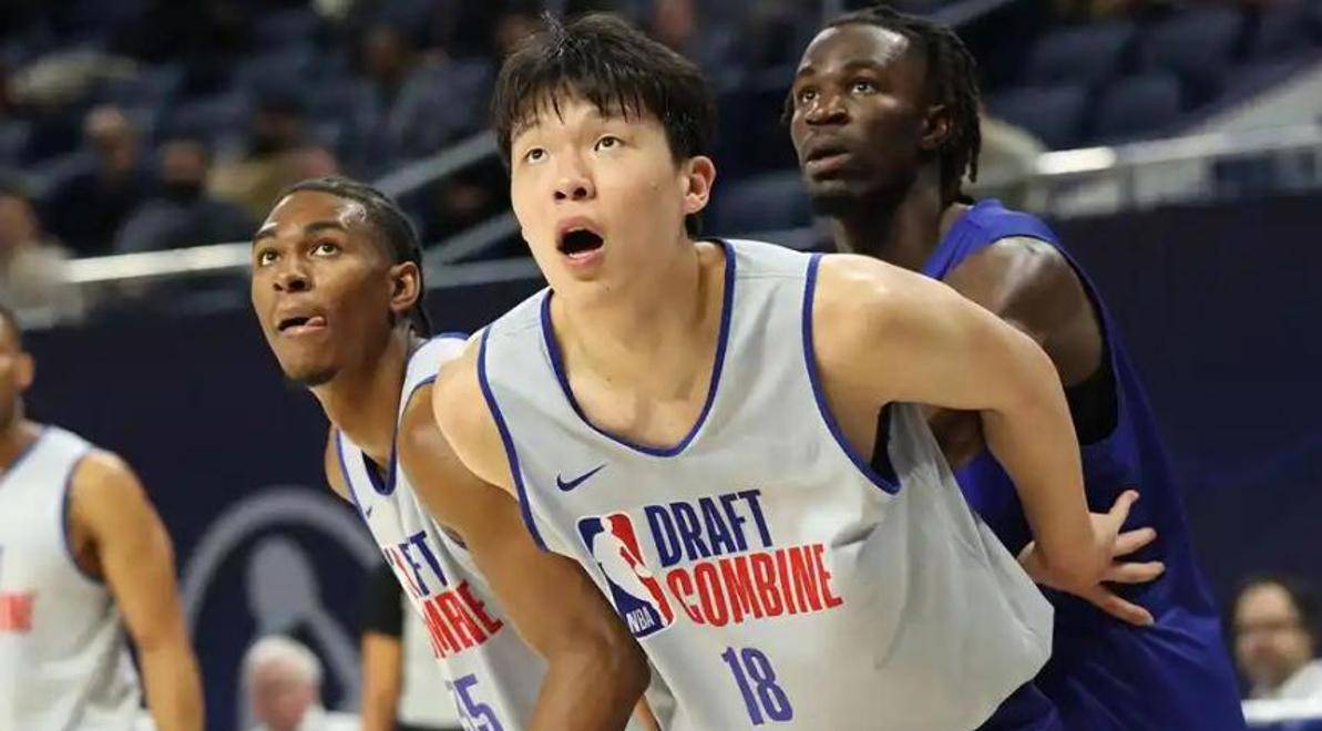 包含爵士队门将表现不佳联盟举行特殊培训来提高表现的词条