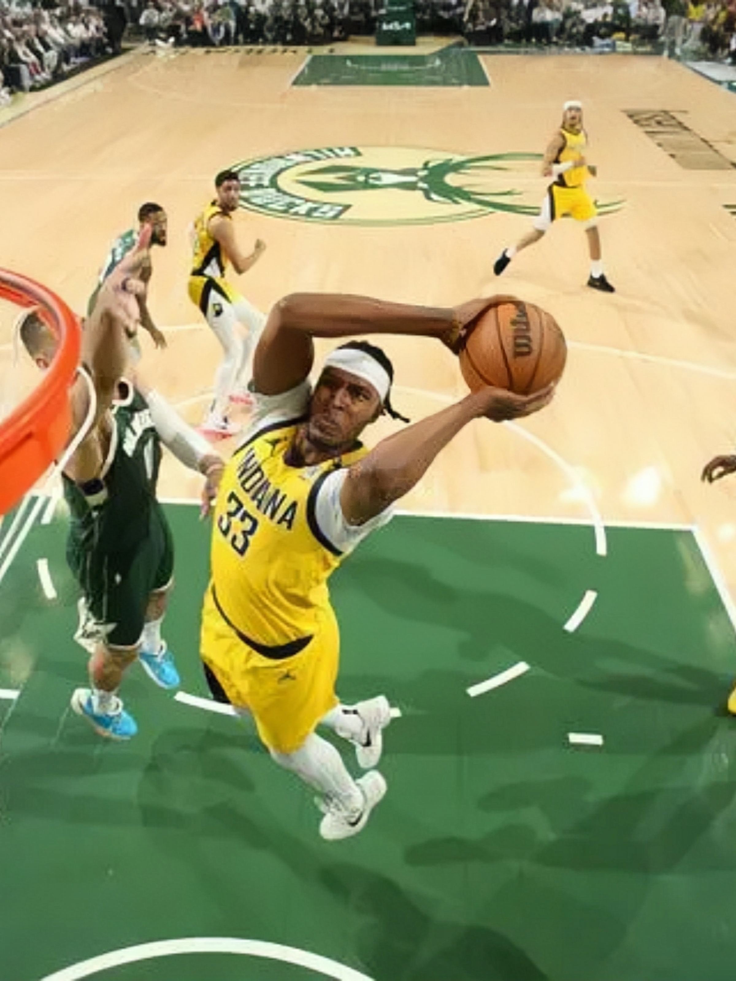 NBA季后赛：步行者队击败猛龙晋级