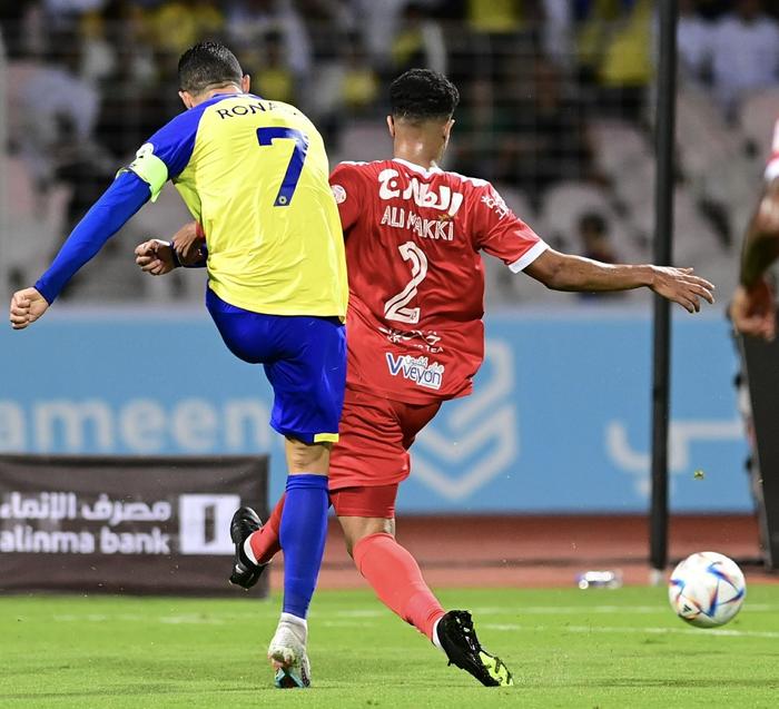 包含沈阳东北虎取胜，连续胜利拿下关键三分的词条