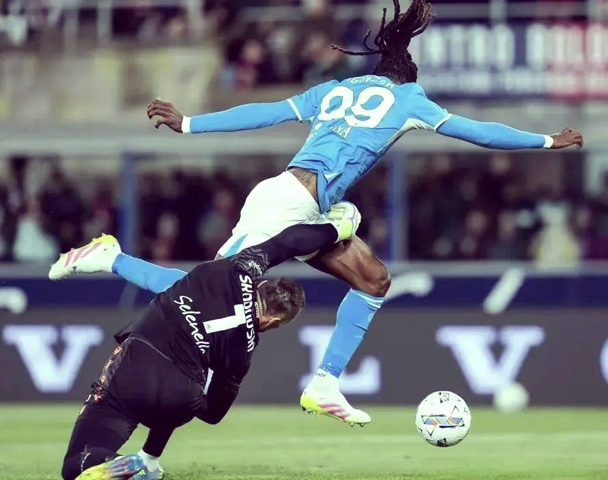 那不勒斯与博洛尼亚一战,胜负难料 那不勒斯与博洛尼亚一战,胜负难料