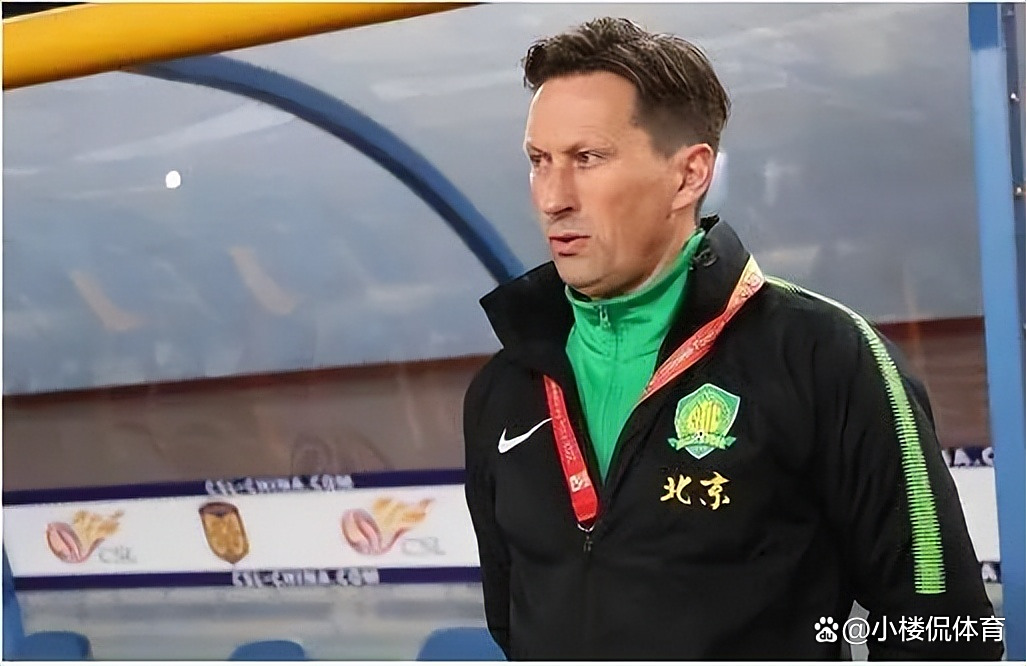 汉诺威球员大赞主教练战术调配，带领球队实现连胜