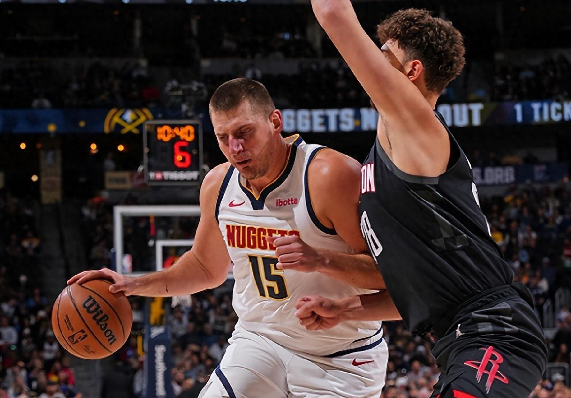 火箭大胜马刺，实力碾压对手