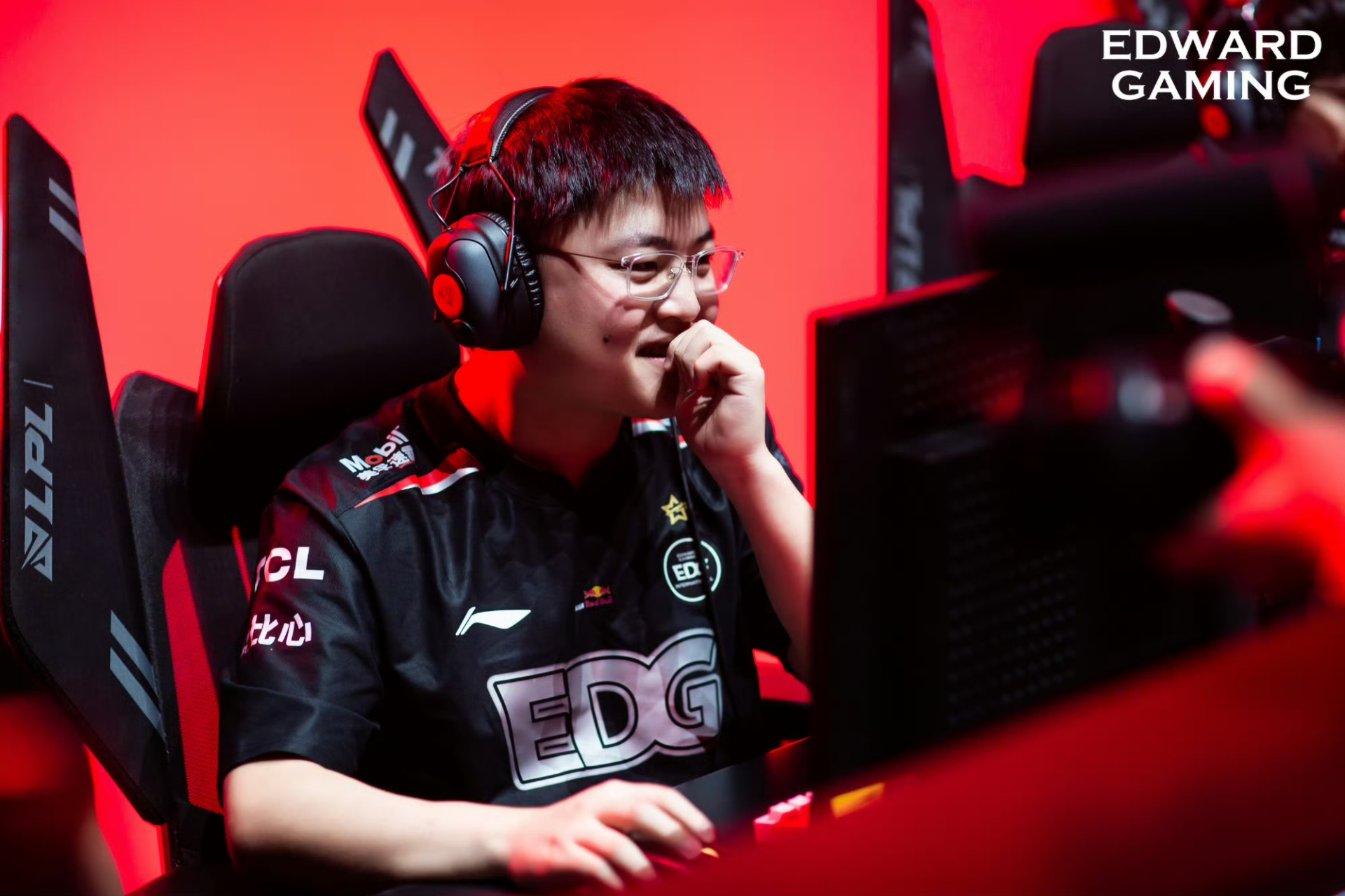 JDGaming力克FPX,Doinb爆发神勇 JDGaming力克FPX,Doinb爆发神勇