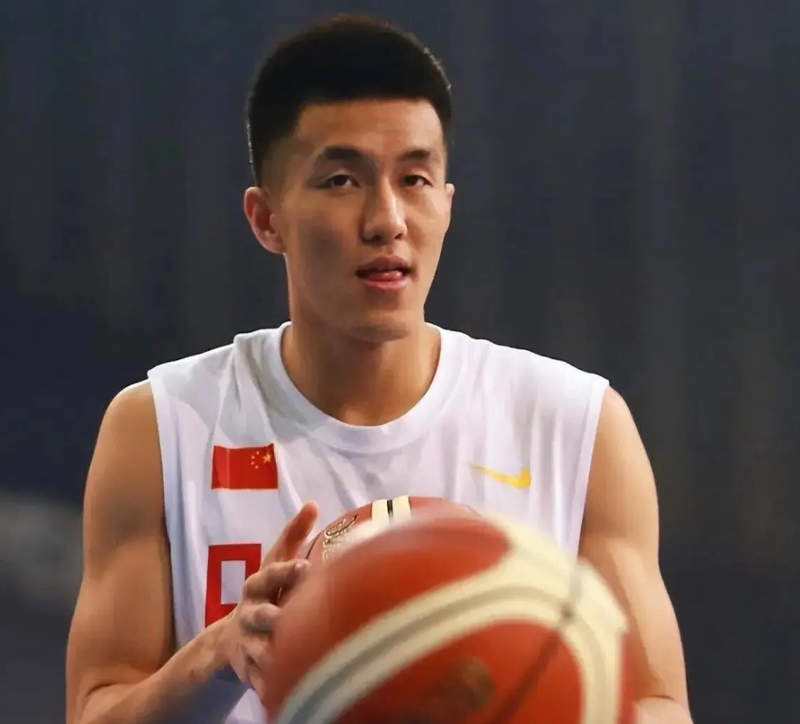 世俱杯2025-猛龙绝杀上海队，郭艾伦刷新纪录