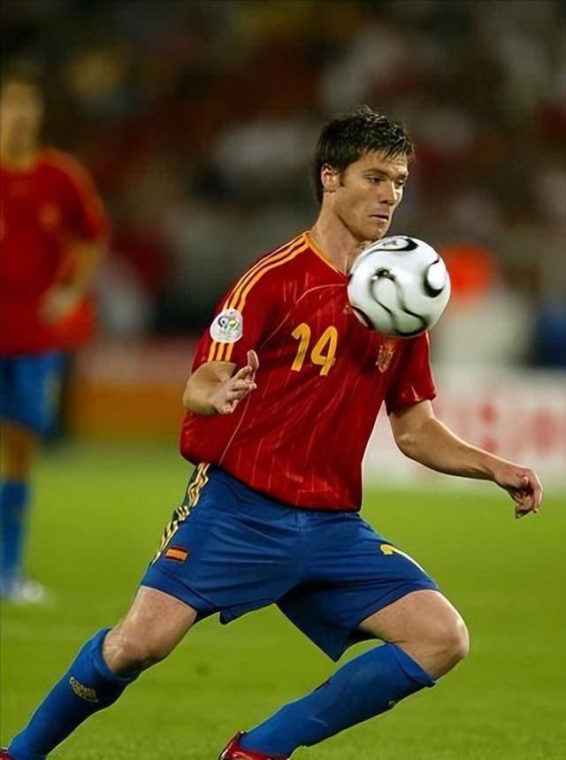 迈凯伦逆转红牛二队，阿隆索状态火热