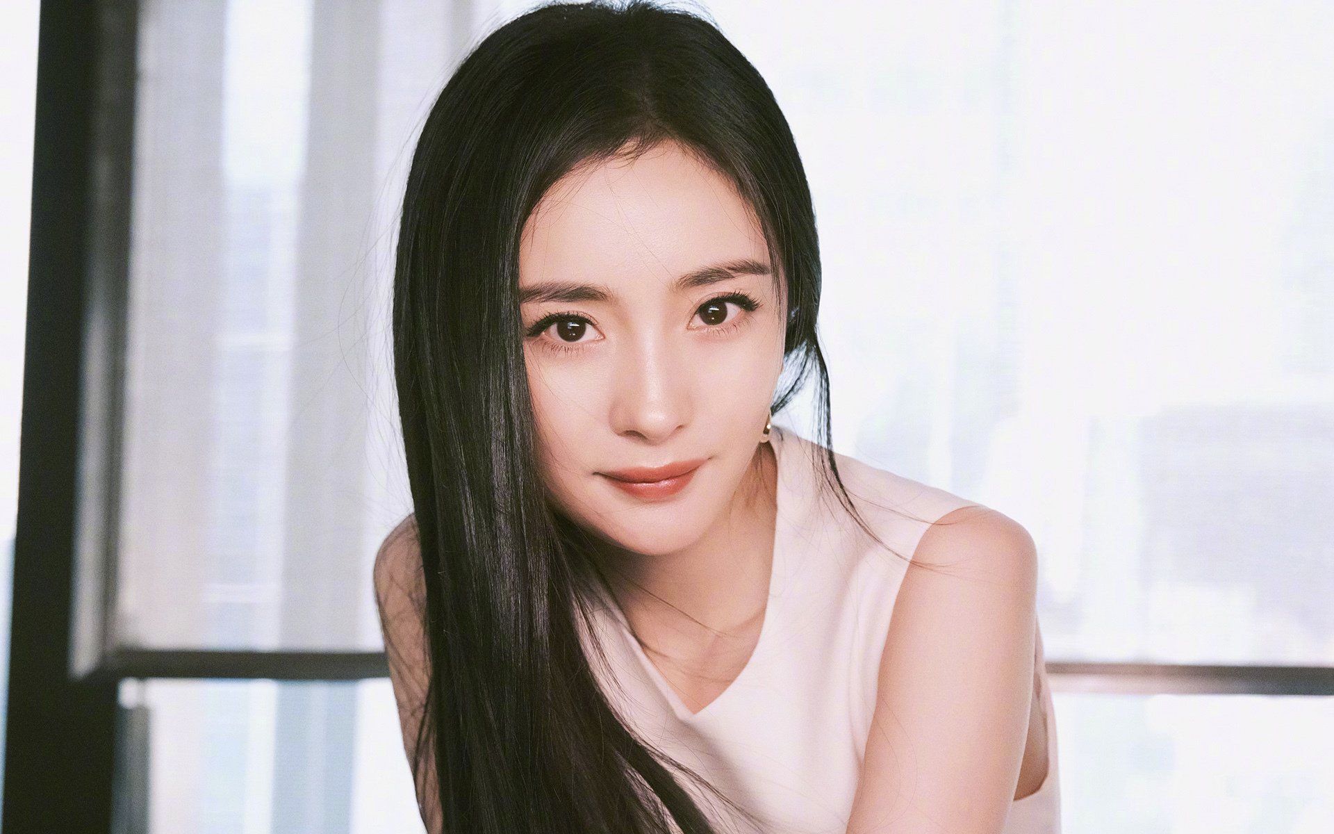 三维棋局，库尔图瓦的空中霸权、葡萄牙的节拍器艺术与勒沃库森的高速风暴